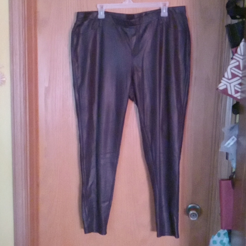COPY - Womens black shiny Leggings